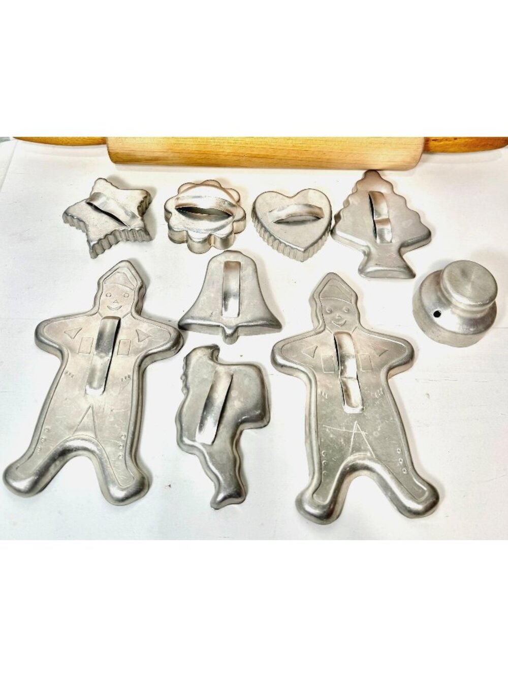 Cookie Cutters Vintage Set of 8